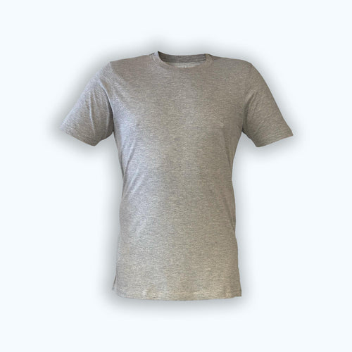 Hellgraues Basic T-Shirt für Herren und Unisex, freigestellt vor weißem Hintergrund – DailyShirt 100 % Baumwolle